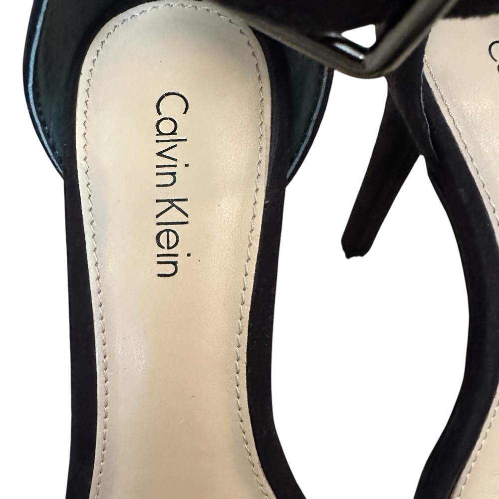 Calvin Klein Vivian Micro Suede Ankle Buckle Strappy Heels Women’s Size 5.5 - Picture 3 of 7
